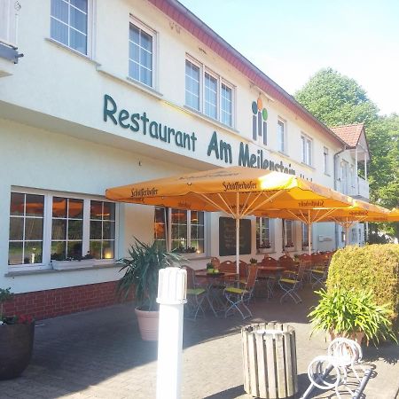 Hotel Am Meilenstein Dunkelforth Bagian luar foto