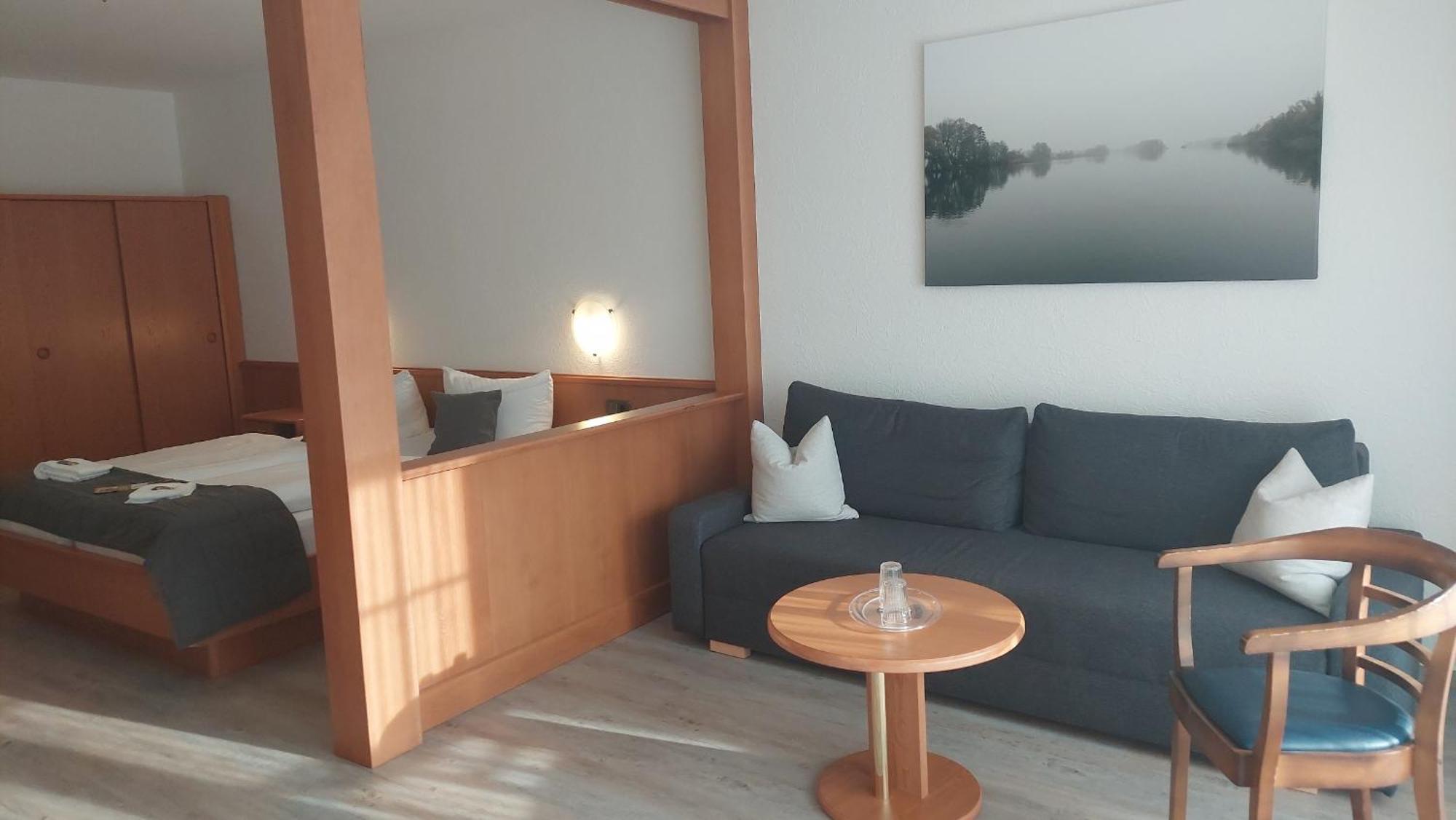 Hotel Am Meilenstein Dunkelforth Bagian luar foto