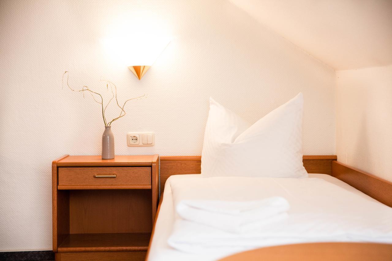 Hotel Am Meilenstein Dunkelforth Bagian luar foto